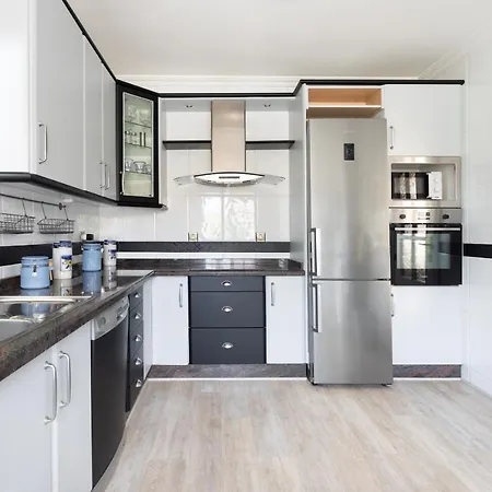 Vila Luxury With Private Pool With Aircon,playa Del Duque