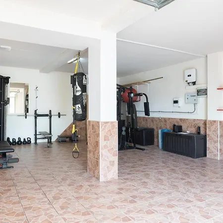 Luxury With Private Pool With Aircon,playa Del Duque Costa Adeje (Tenerife)