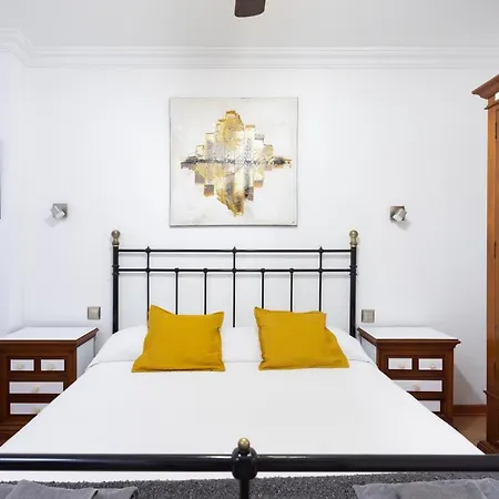 Luxury With Private Pool With Aircon,playa Del Duque Villa *